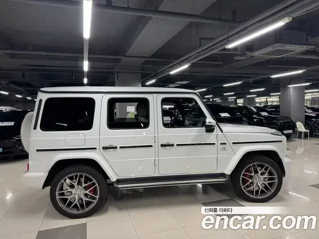 Mercedes-Benz G-Class 2023 — Фото 1/16