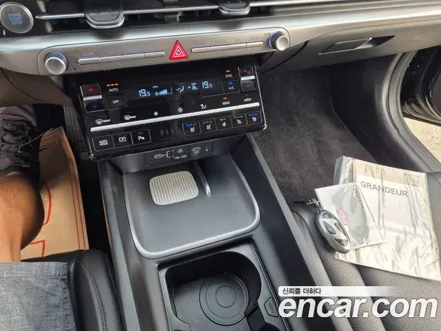 Hyundai Grandeur 2023 — Şəkil 19/20