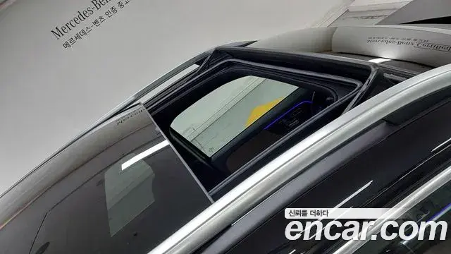 Mercedes-Benz GLB-Class 2025 — Фото 11/17
