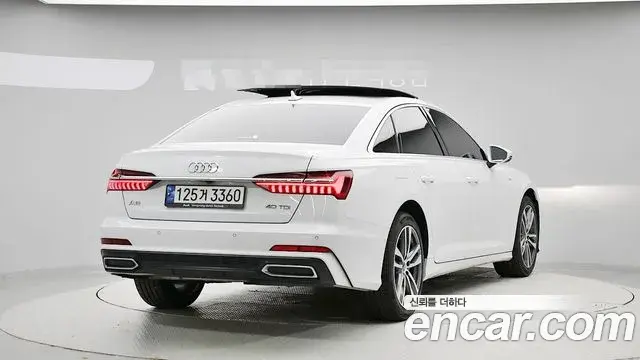 Audi A6 2022 — Фото 1/20