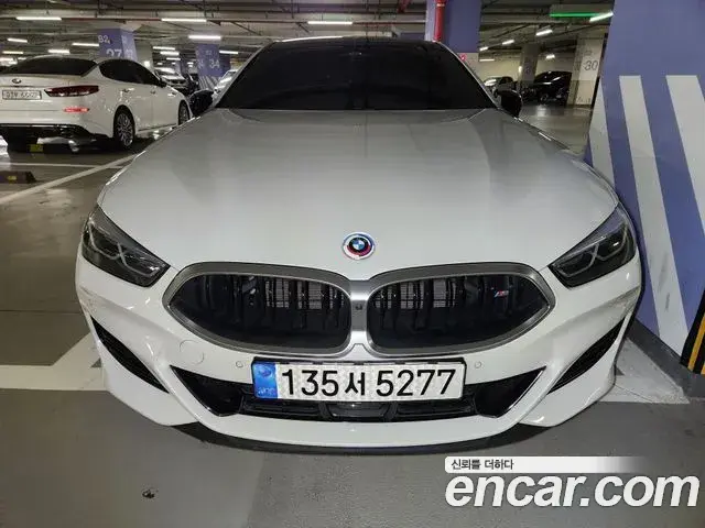 BMW 8 Series 2022 — Фото 1/16