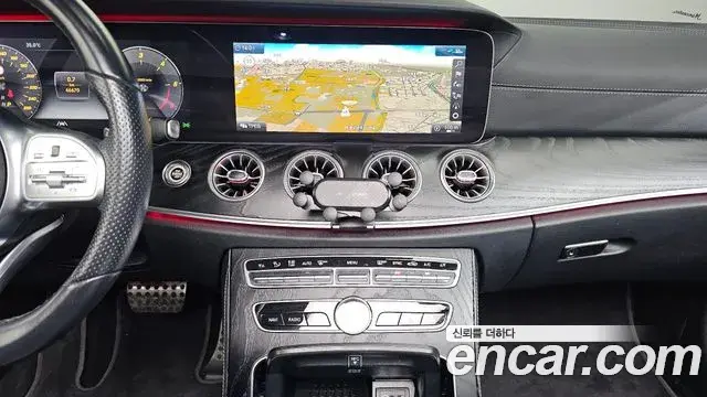 Mercedes-Benz E-Class 2020 — Фото 14/20
