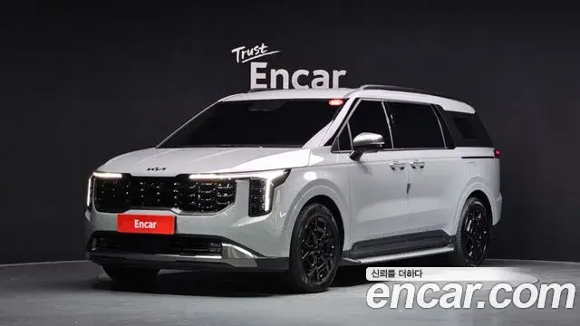 Kia Carnival 2025 — Photo 1/20