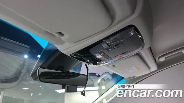 Hyundai Staria 2022 — Фото 19/20