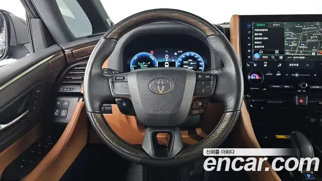 Toyota Alphard 2023 — Фото 14/20
