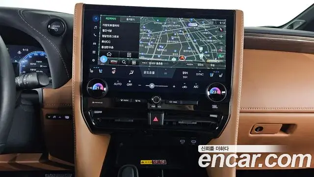 Toyota Alphard 2023 — Фото 15/20