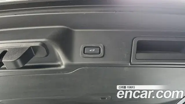 Land Rover Range Rover Evoque 2021 — Photo 3/36