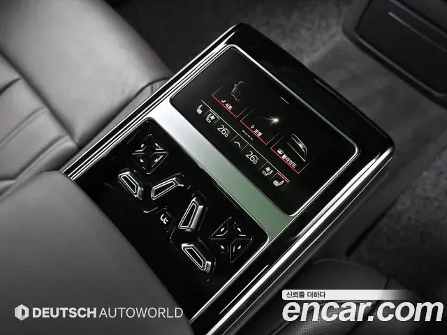 Audi A8 2022 — Фото 15/20
