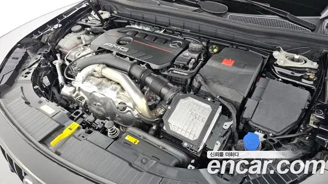 Mercedes-Benz GLB-Class 2025 — Photo 6/20