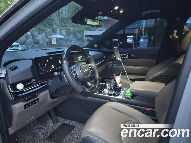 Kia Carnival 2024 — Şəkil 5/18