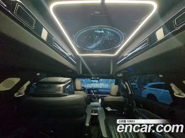 Kia Carnival 2024 — Şəkil 14/18