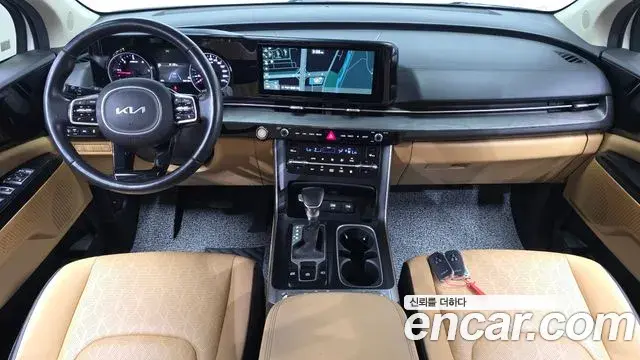 Kia Carnival 2023 — Şəkil 7/20