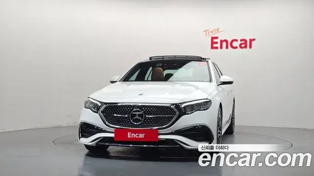 Mercedes-Benz E-Class 2026 — Photo 3/20