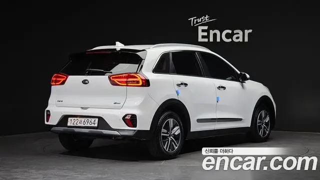 Kia Niro 2019 — Photo 2/20