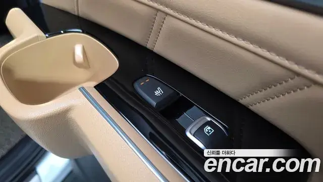 Kia Sorento 2022 — Фото 18/20
