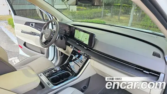 Kia Carnival 2023 — Фото 11/20