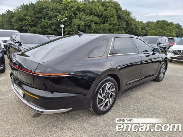 Hyundai Grandeur 2023 — Photo 4/20