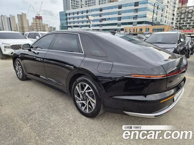 Hyundai Grandeur 2023 — Photo 6/20