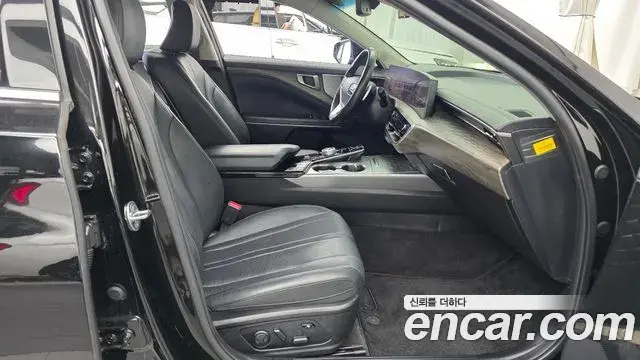 Kia K8 2022 — Photo 11/20