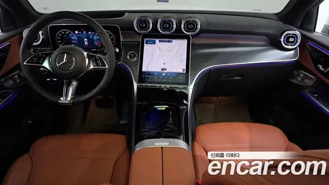 Mercedes-Benz GLC-Class 2024 — Photo 7/20