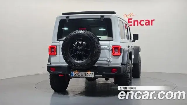 Jeep Wrangler 2025 — Фото 3/20