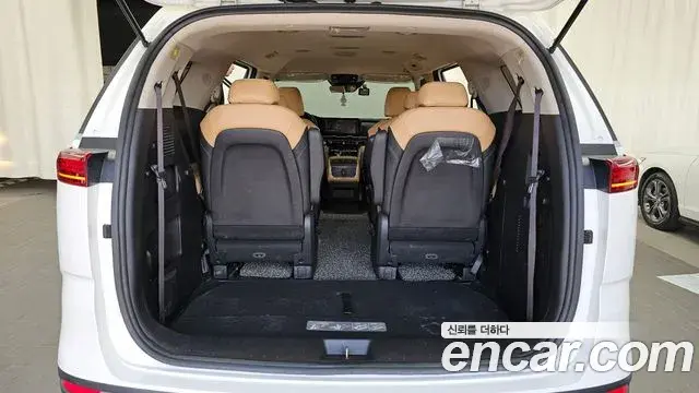 Kia Carnival 2021 — Photo 20/20