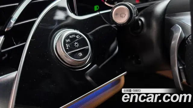Mercedes-Benz E-Class 2025 — Photo 20/20