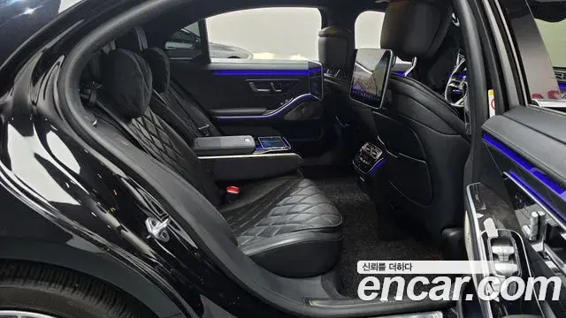 Mercedes-Benz S-Class 2021 — Photo 11/20