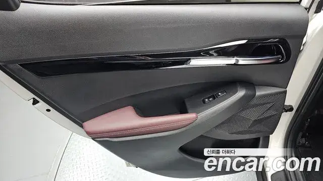 Kia Seltos 2019 — Photo 14/37