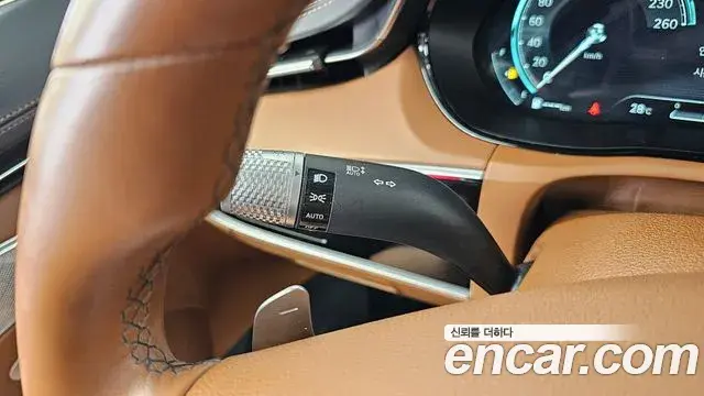Genesis GV70 2021 — Şəkil 10/32