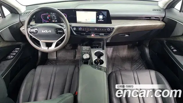 Kia K8 2023 — Photo 7/20