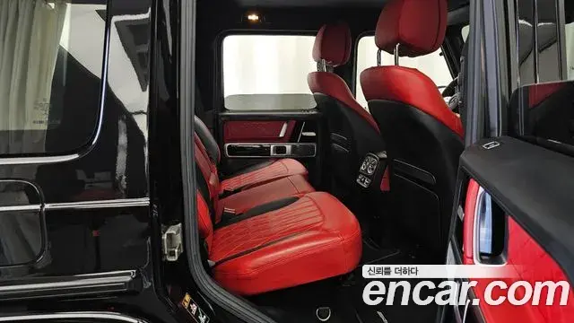 Mercedes-Benz G-Class 2020 — Фото 12/20
