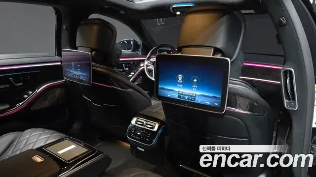 Mercedes-Benz S-Class 2021 — Photo 24/42