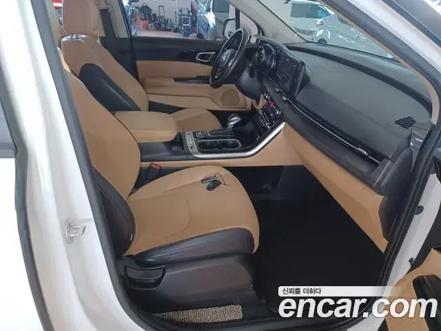 Kia Carnival 2020 — Şəkil 13/20