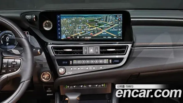 Lexus ES300h 2026 — ფოტო 24/36