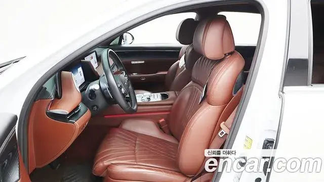 Genesis G90 2022 — Photo 8/20