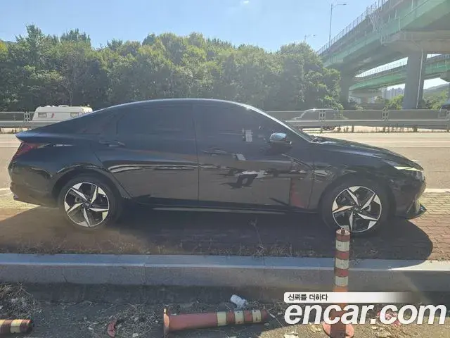 Hyundai Avante 2021 — Фото 17/19