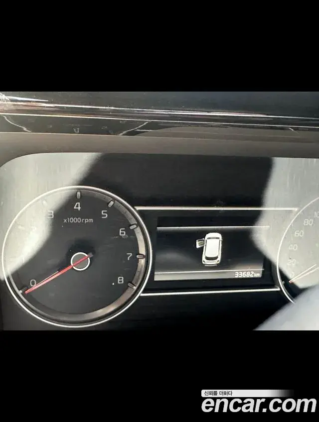 Kia Sorento 2023 — Photo 5/6