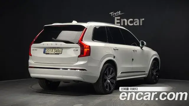 Volvo XC90 2023 — Фото 2/20