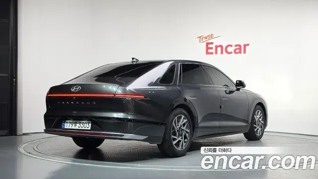 Hyundai Grandeur 2023 — Фото 2/20