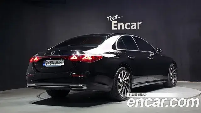Mercedes-Benz E-Class, 2024