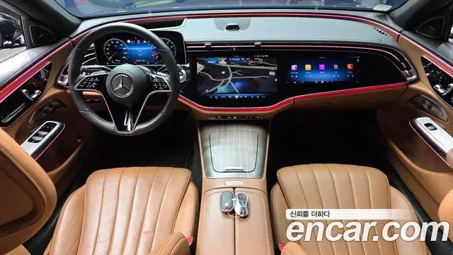 Mercedes-Benz E-Class 2024 — Photo 6/20