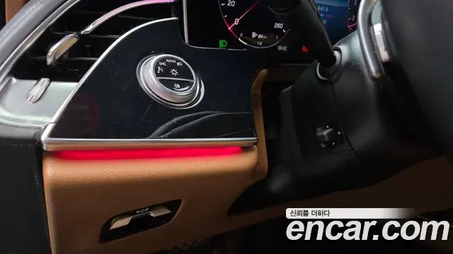 Mercedes-Benz E-Class 2024 — Photo 20/20