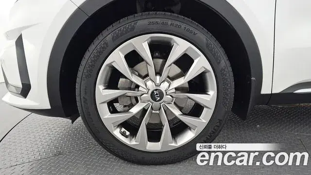 Kia Sorento 2021 — Фото 5/20