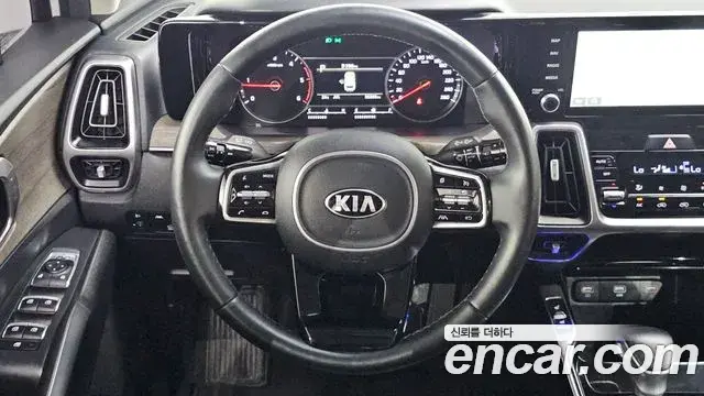 Kia Sorento 2021 — Фото 13/20