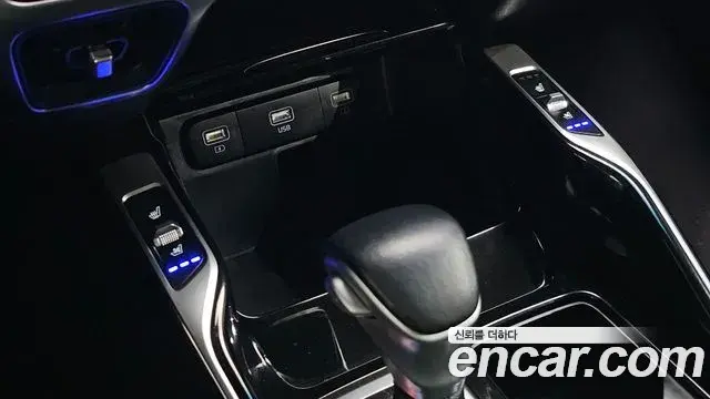Kia Sorento 2021 — Фото 18/20