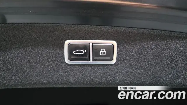 Genesis Electrified G80 2020 — Photo 20/20