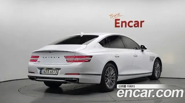 Genesis Electrified G80 2021 — Фото 2/20