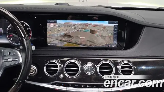 Mercedes-Benz S-Class 2019 — Photo 14/20