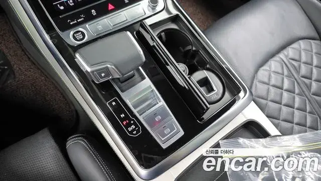 Audi Q7 2023 — Фото 9/20